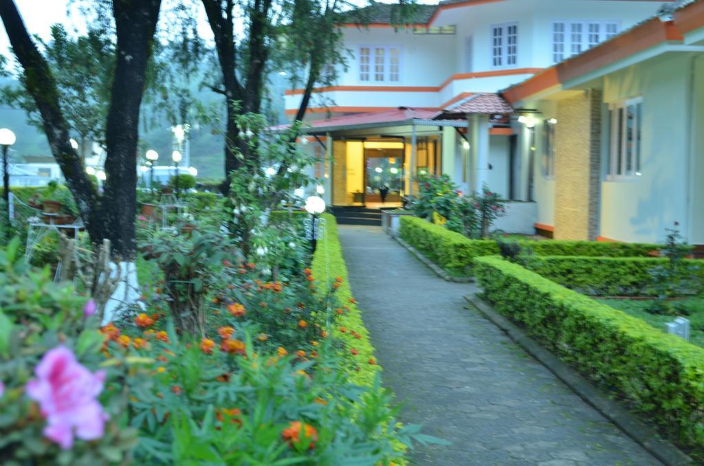 Royal Retreat Hotel Munnar Buitenkant foto